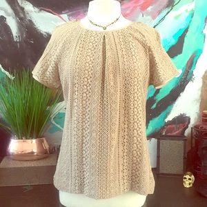 Beige knitted top